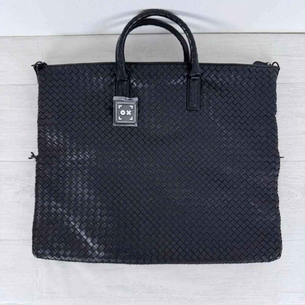 Bottega Veneta Intrecciato Tote Bag Convertible Large Black Woven Leather Italy